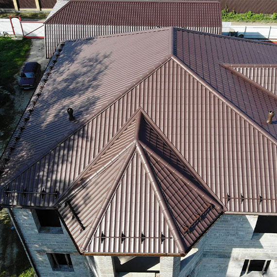 Монтаж сложной крыши и кровли в Заводоуковске и Тюменской области